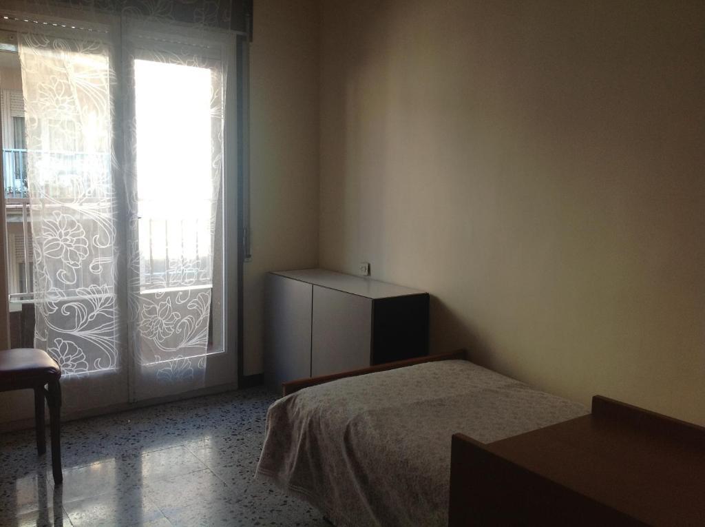 Hostel Alhambra Жерона Номер фото